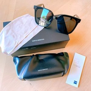Gentle Monster Her 01 Sunglasses- excellent condition
